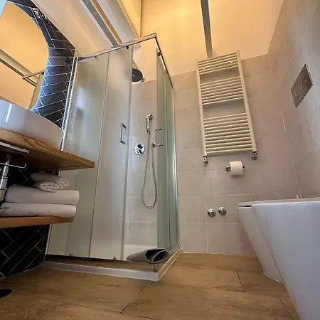 Vendégház Mansarda Valu 4*